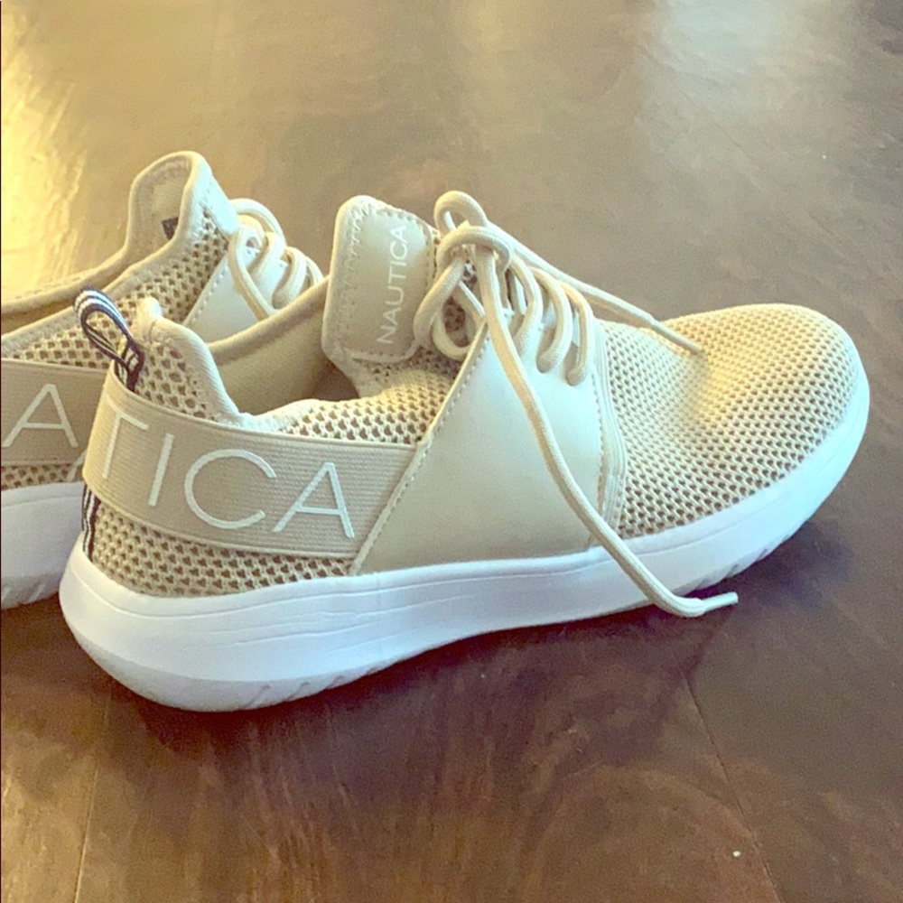 Nautica tenis shoes